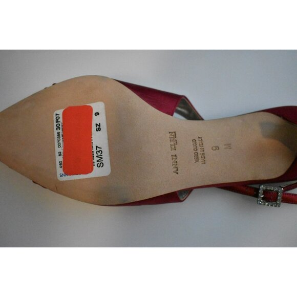 Anne Klein Red Satin Kathryn Short Heels Pointy Toe New Size 9 - Picture 4 of 8